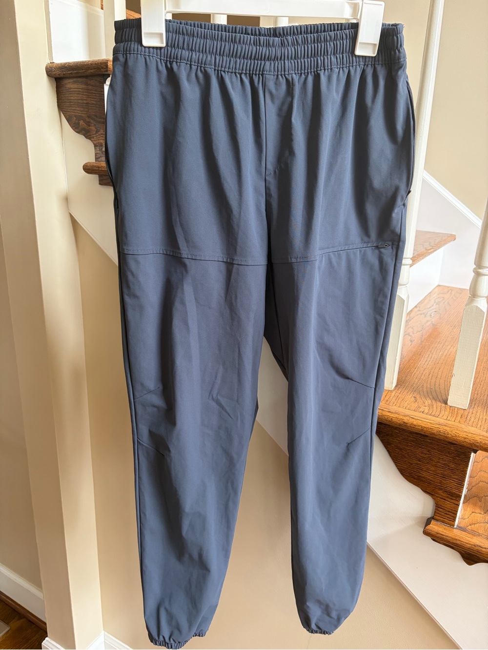 Medium Women’s Gray Jogger Pants